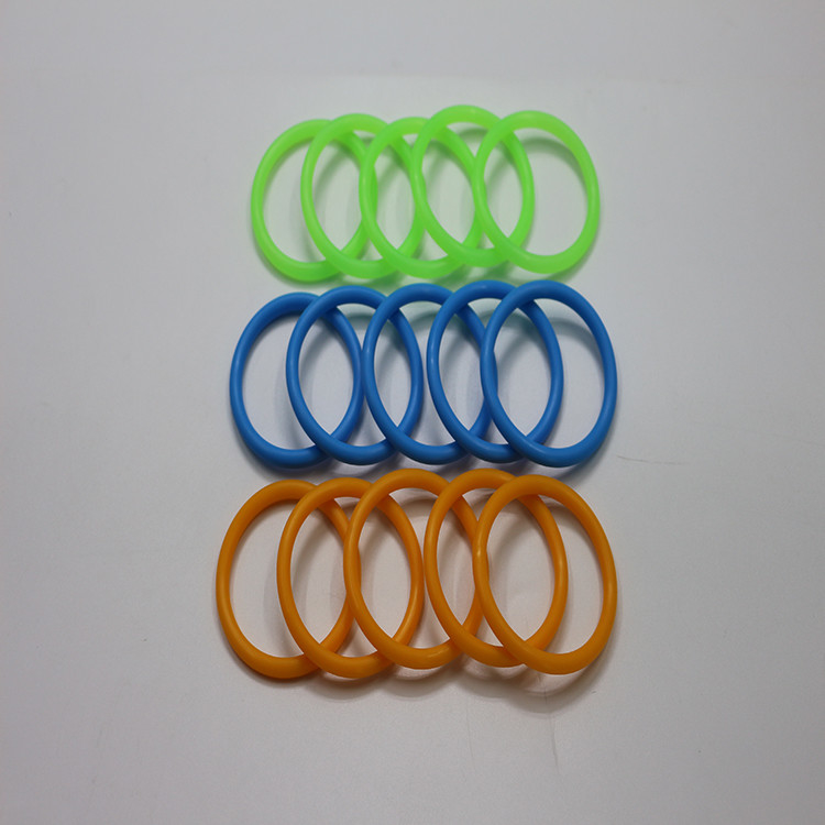 6mm*1.8mm 70 Shore 실리콘 O 링 물 막 고무 밀폐를 위해 사용자 정의 색상을 제공합니다